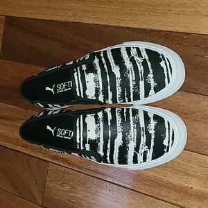 Puma Woman's Brand New Soft Foam Shoe Size 7.5